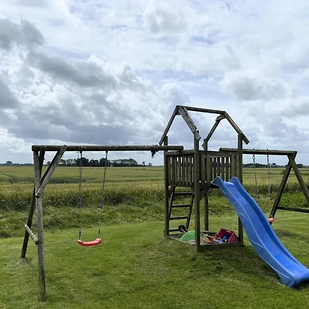 Mit Privater Terrasse In Nessmersiel, Cleaning Included * Neßmersiel