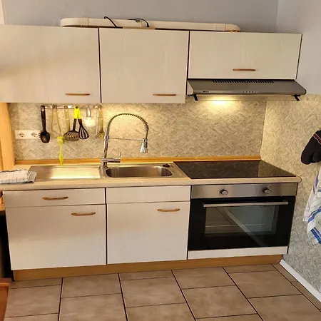 Διαμέρισμα Mit Privater Terrasse In Nessmersiel, Cleaning Included