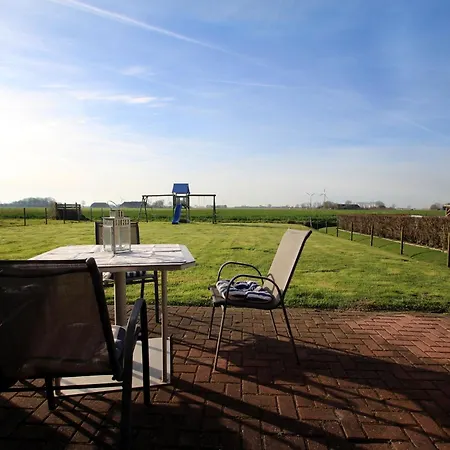 Mit Privater Terrasse In Nessmersiel, Cleaning Included Διαμέρισμα
